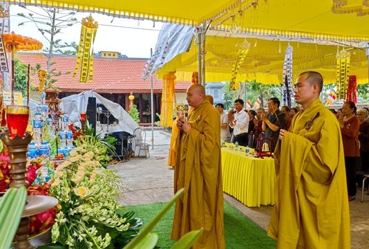 ht-thich-thong-truong